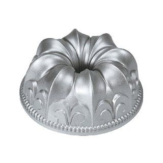 Nordic Ware Backform Fleur De Lis Bundt Pan